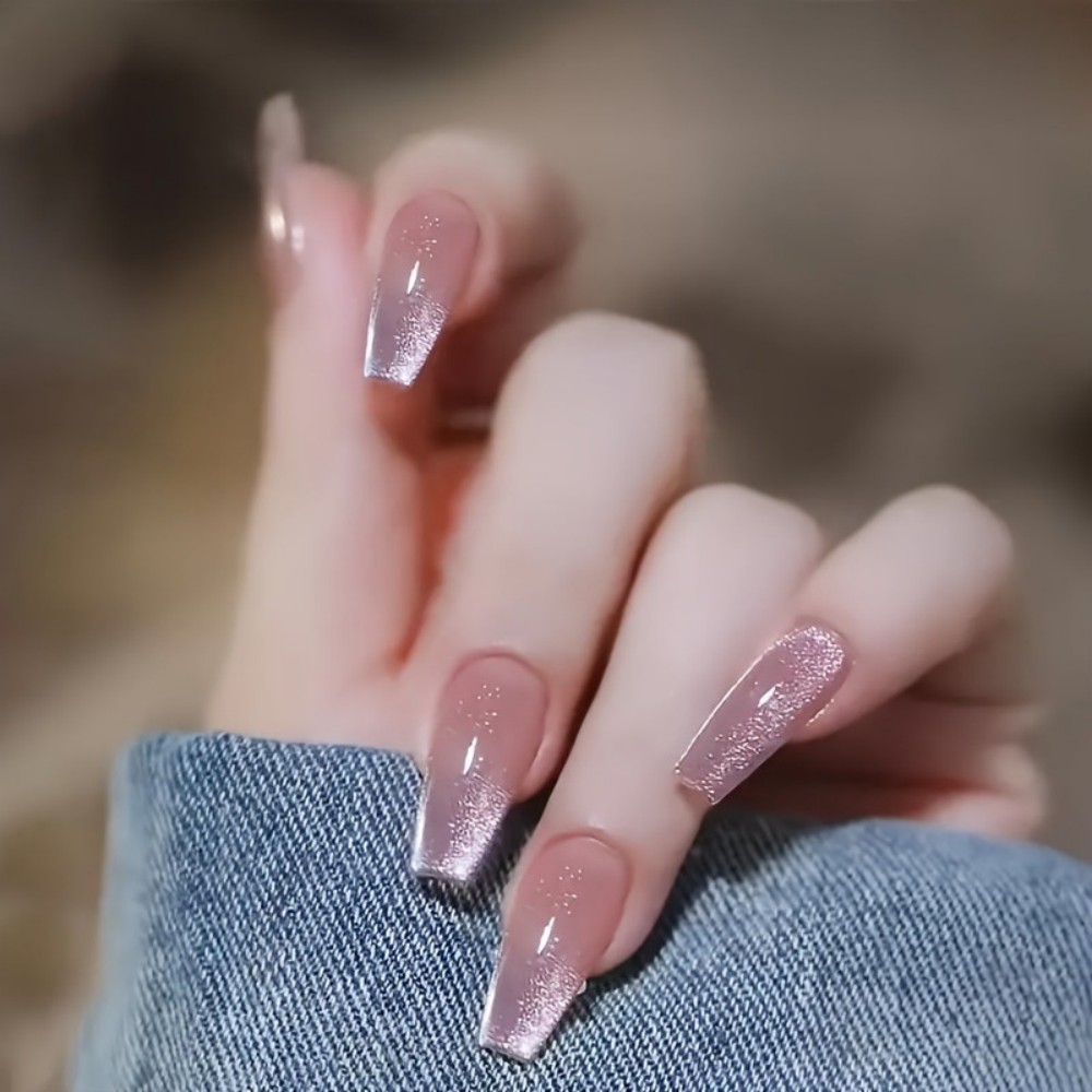 Nail Art Design - 24pcs Sparkling Pink Glitter Cat-Eye Design